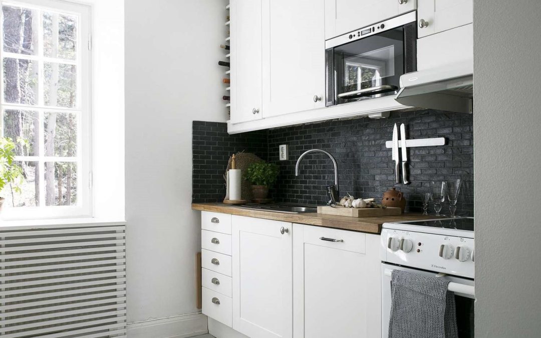 13 Creative Designs for Small Kitchens That Have a Big Impact