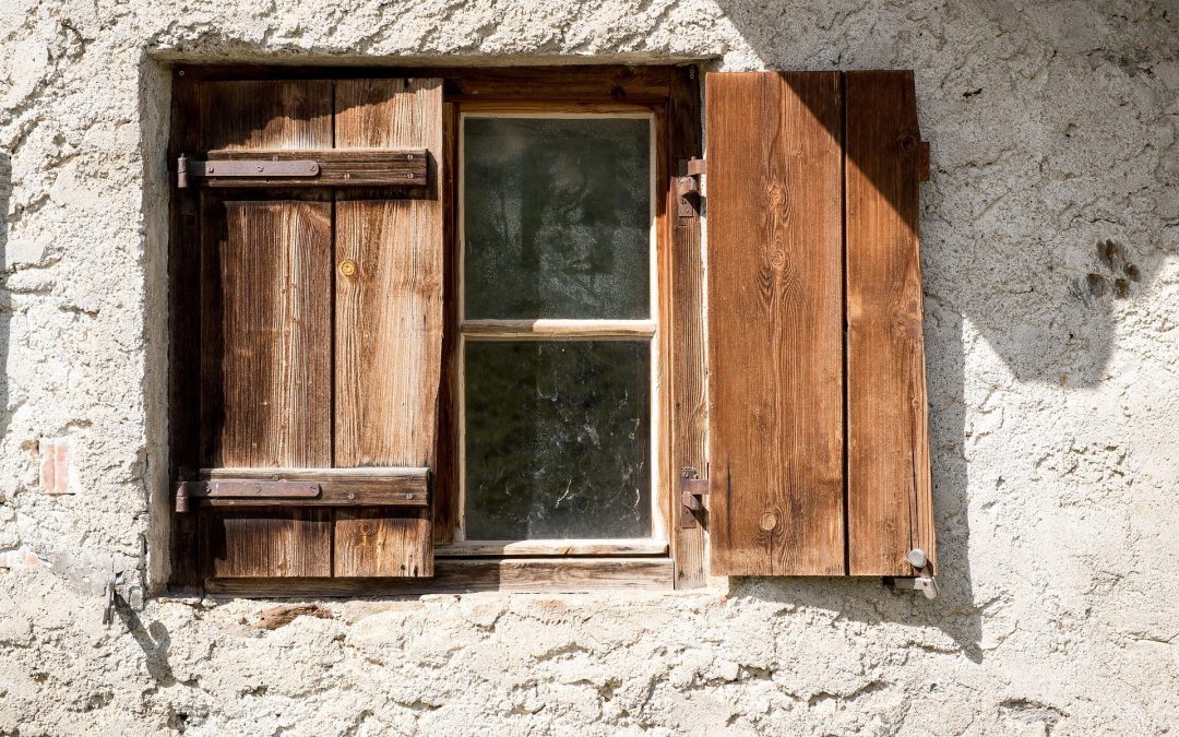 Top 8 Advantages of Using Wood Windows in your Homes!
