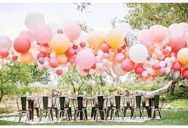 Outdoor Balloon Decoration Ideas