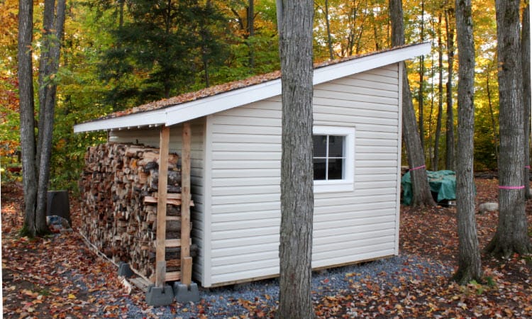 Tips for Installing a Shed with an Overhang