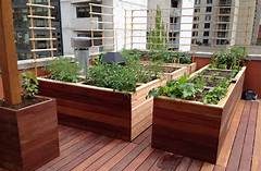 Roof deck planters