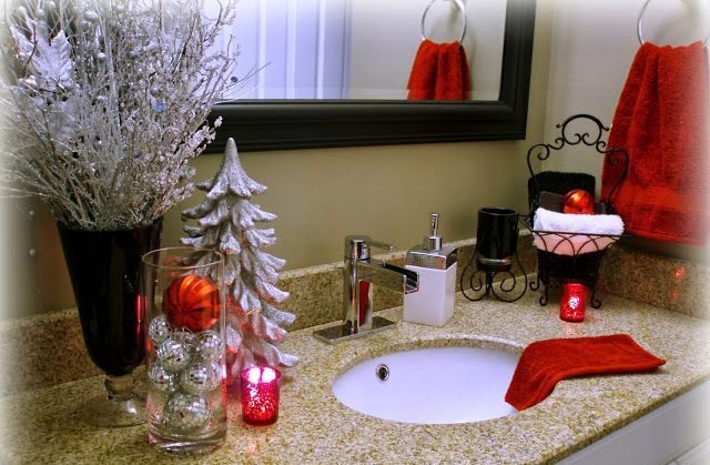 Christmas Bathroom Decor