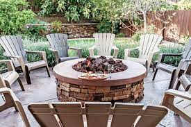 Using Clay Bricks for Your Fire Pit