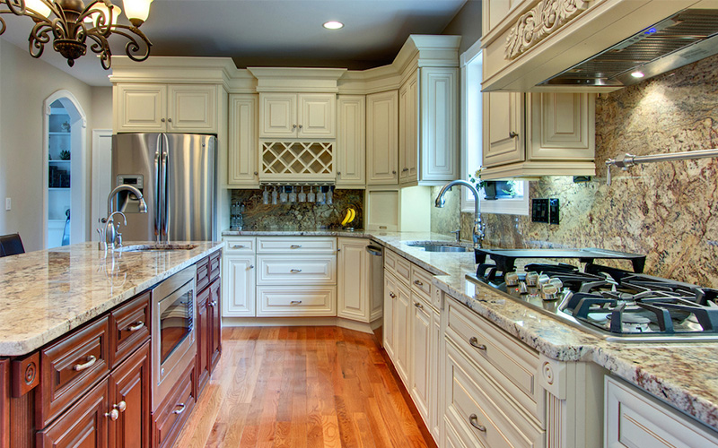 Vanilla kitchen cabinets
