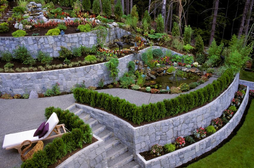 Elevating Nature: Designing a Tranquil Hillside Terrace Garden